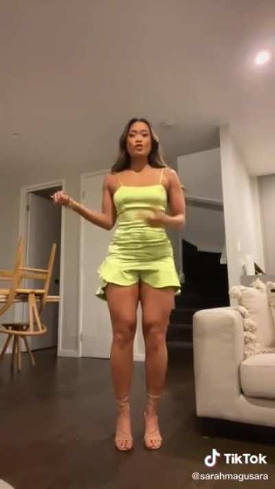 Asian woman winning 🥵