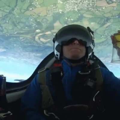 How you pour your own drink during an aileron roll
