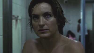 Mariska Hargitay: Law and Order: SVU (Topless Covered)