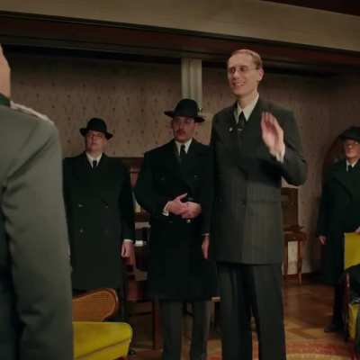 Hi Barbie / Heil Hitler | Extraits du film Barbie et de Jojo Rabbit 