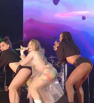 Sabrina Carpenter