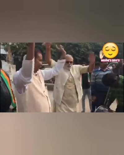 💃💃