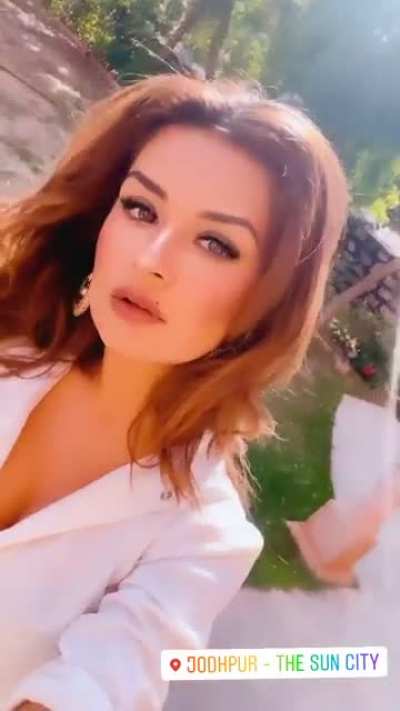 Cleavage 😍