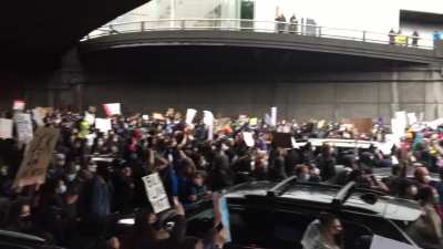 Protest March onto I-5 (05/30/20)