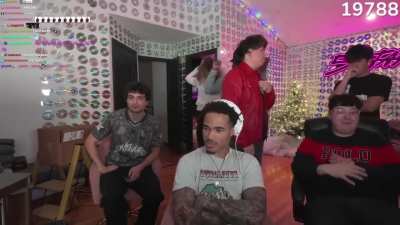 2Slimey &amp;amp; PlaqueBoyMax Create a Song Live on Twitch for 30K Viewers