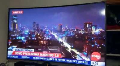 &iquest;Que fueron esas luces en el cielo durante el sismo? Espero que todos anden bien raza, cu&iacute;dense.