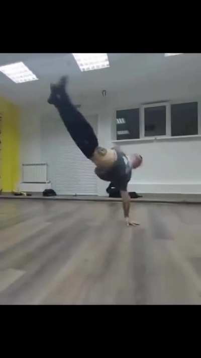 Man has impressive moves and arm strength