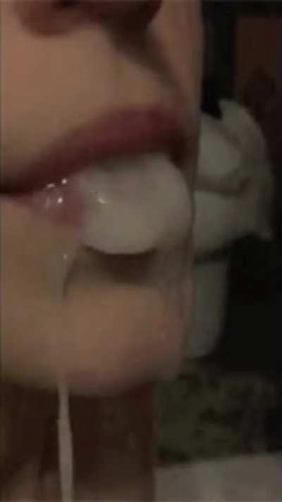 Drooling cum