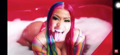 TWERKING