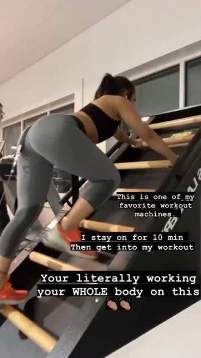 She Working💪