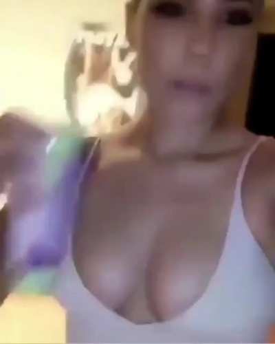 busty