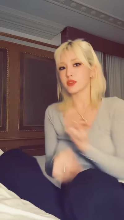 Jeon Somi