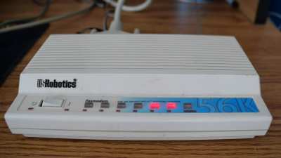 Testing out my "new" US Robotics 56K Faxmodem. Dialed up the Diamond Mine BBS. Sound on if you like modem sounds.