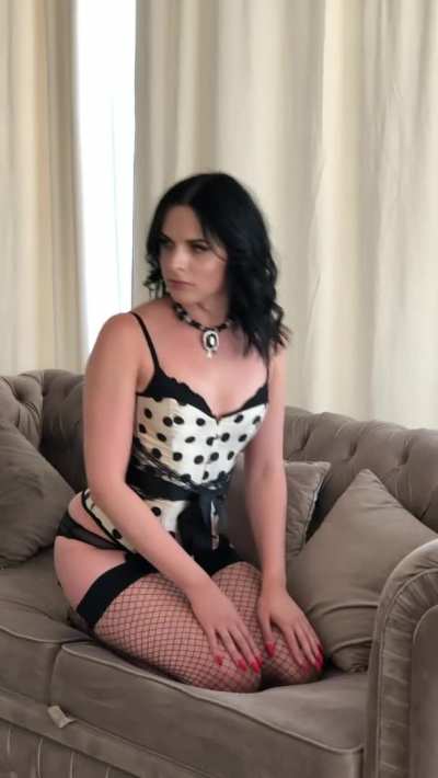 Are you ready to serve me my slave?ð