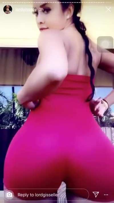 damn ma 🤤