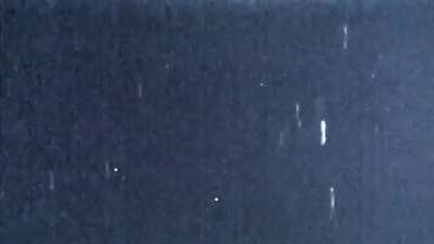 Cloaked UFO stops in the air and changes direction multiple times. Please DO NOT point laser at objects in the sky.