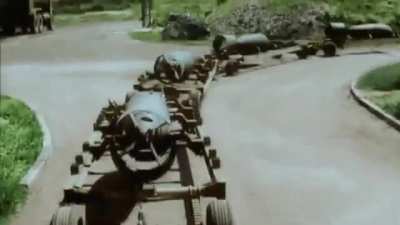 Everybody wants a totaler krieg until it's time to start doing totaler krieg things.