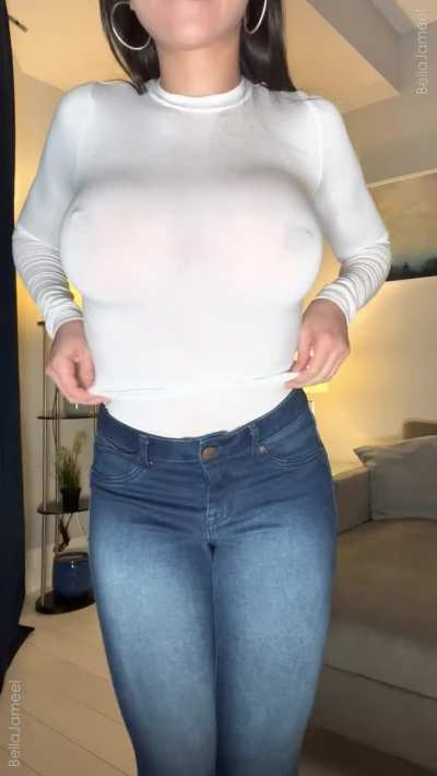 Do you want me to be your Christmas present? [flash]