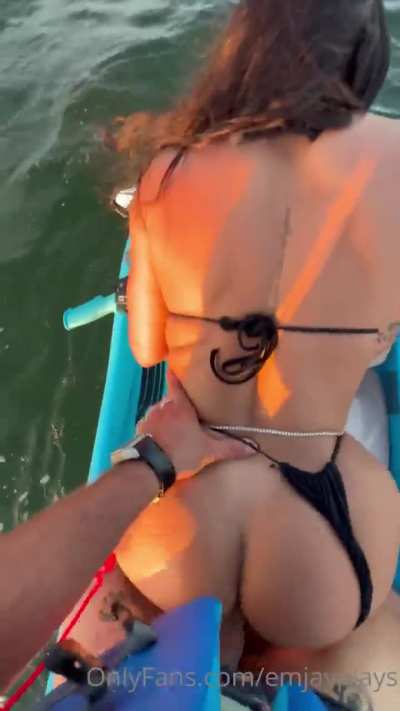 Ēmj&auml;y jetski fck