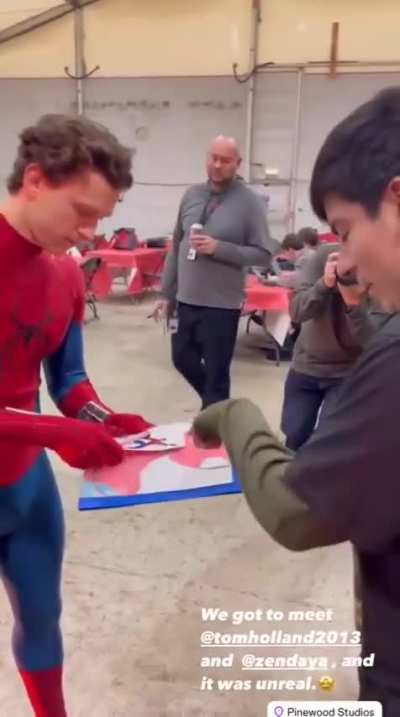 Tom Holland and Zendaya meeting fans on the set of &lsquo;Spider-Man: Brand New Day&rsquo; 🕸️