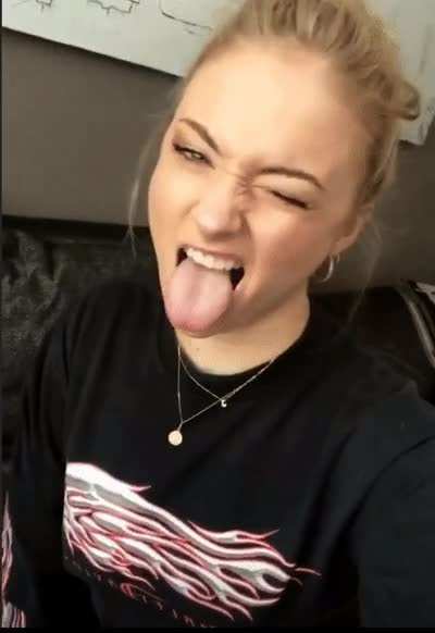 Sophie Turner awaiting your thick load in her mouth