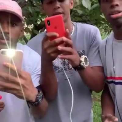 Esse v&iacute;deo &eacute; maravilhoso kkkkk