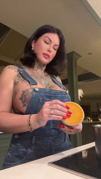 Mommy will cook your favorite
