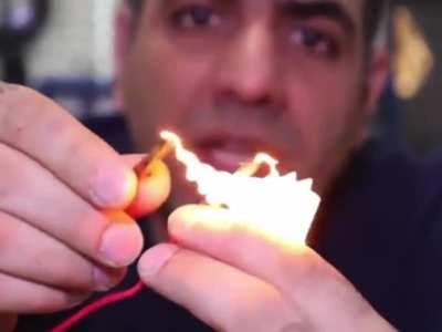 E morreu