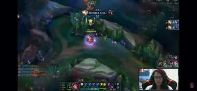 The average lux support after stealing 2 kills in lane.