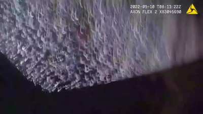 Police woman shot during an on-foot police chase ( Bodycam footage )