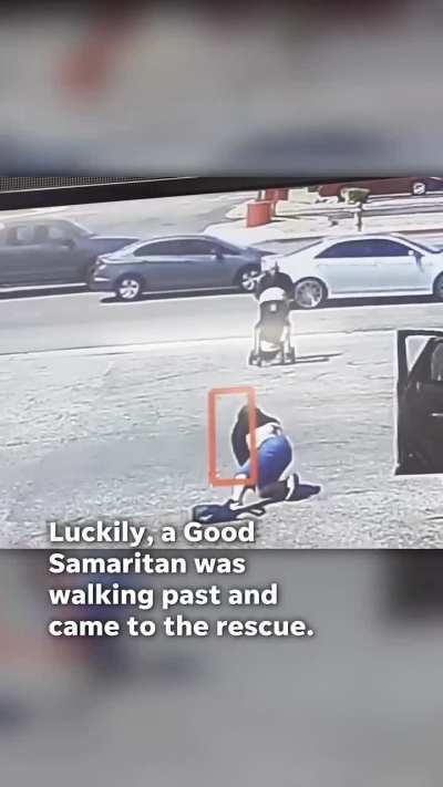 Good samaritan rescues baby in stroller from rolling into busy street
