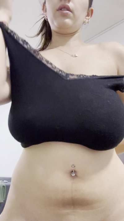 30 and proud of every stretchmark. Do you still find me attractive