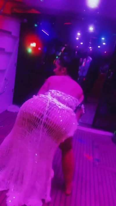Ari going crazy