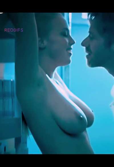 Aneta Krejcíková - Lousy Bastards (2014)