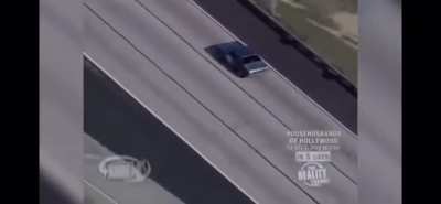 If only this getaway driver looked and saw there wasn&rsquo;t any road