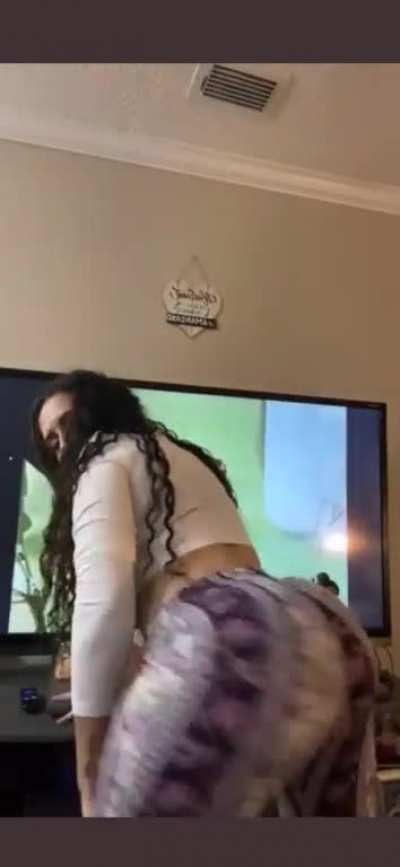 ð