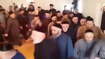 ya b&uuml;y&uuml;leniyorum bu videoyu izleyince sizce biz dini yanlış anlamış olabilirmiyiz amk şunu 5 saat aralıksız yapabilirim