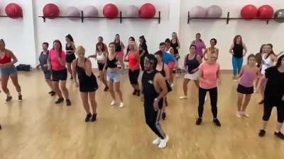 HOLA PERDIDA Remix