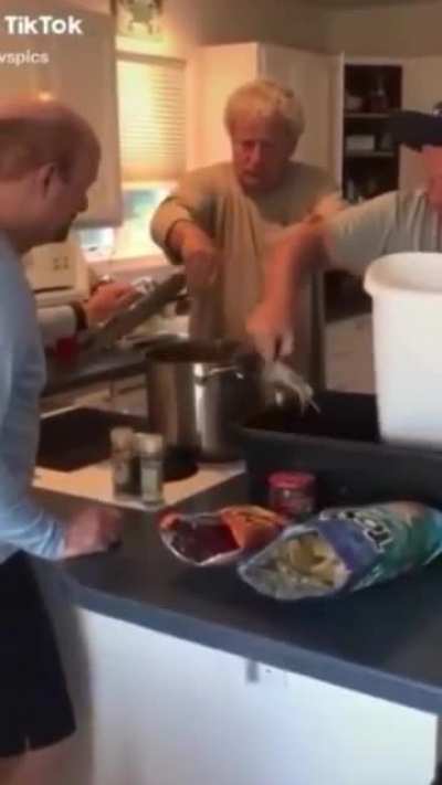 Cooking boris
