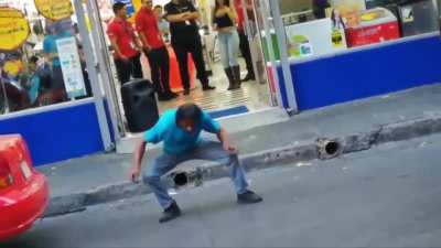 Tu t&iacute;o el borracho en la fiesta