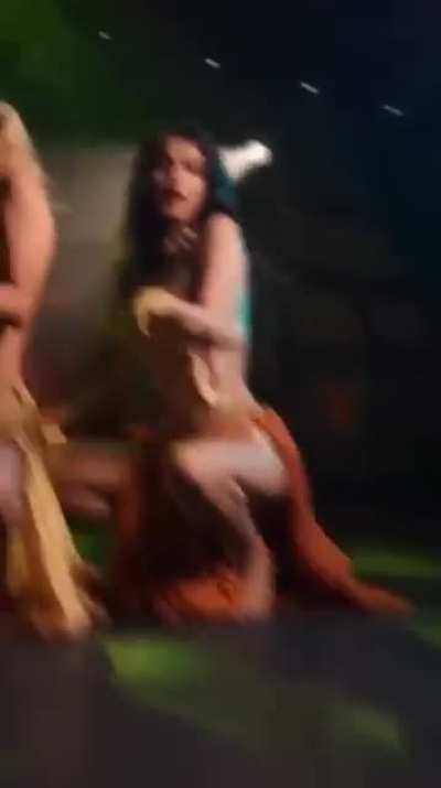 🤤