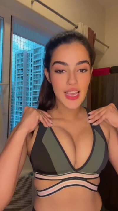 Kavya Thapar 