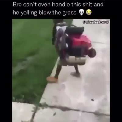Why he spinning like that bro I can&rsquo;t 😂😂😂😂😂
