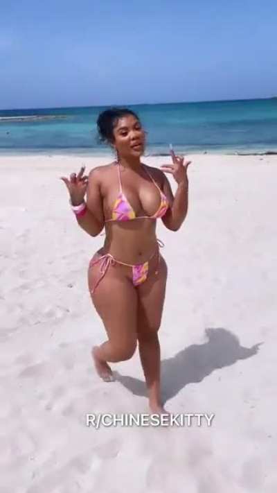 *No Pullout Available*
