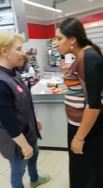 WCGW if i try to put a whole store up my dress