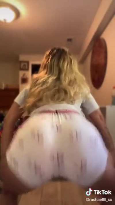 Can't think of a title...Enjoy the booty