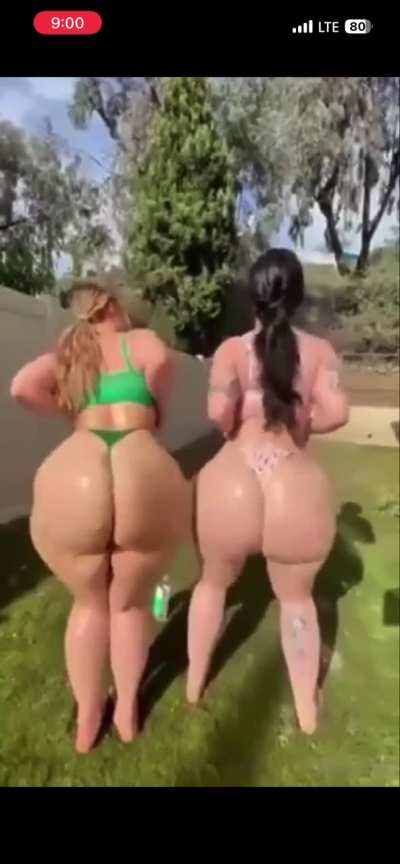 me and my sissy sista clapping are asses for daddy because he gave us these sweet body’s