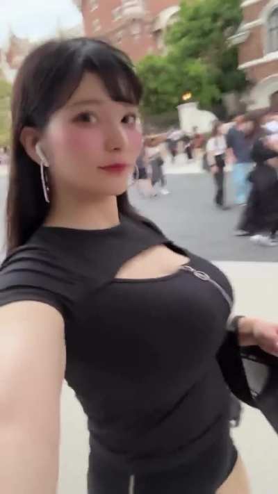 Zip down top