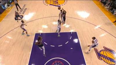 [Highlight] Nic Claxton throws down the ridiculous alley oop and-1 jam over Lebron