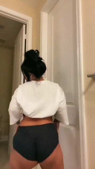 Danie<wbr>lleCo<wbr>hnSlu<wbr>t - Video #1883